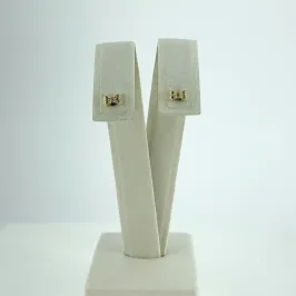 Brinco Lacinho com Zircônias Folheado a Ouro 18k