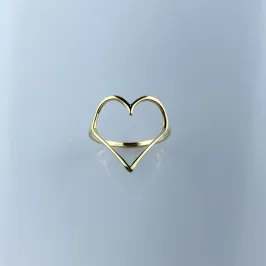 Anel Design de Coração Vazado Folheado a Ouro 18k