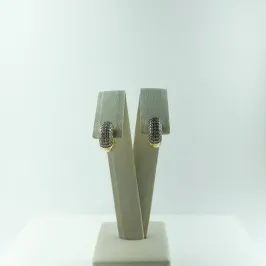 Brinco Oval em Zircônia Folheado a Ouro 18k