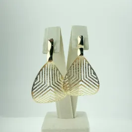 Brinco Design de Gota Curvada Folheado a Ouro 18k