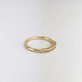 Anel Pandora Cravejado em Zircônias Folheado a Ouro 18k