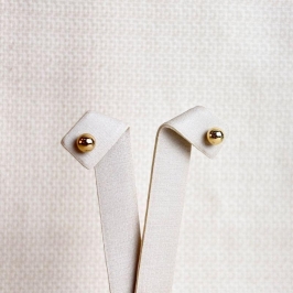 Brinco de Bolinhas Folheado a Ouro 18k - M