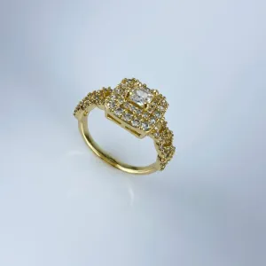 Anel Corrente e Camadas Cravejado em Zircônia Folheado a Ouro 18k