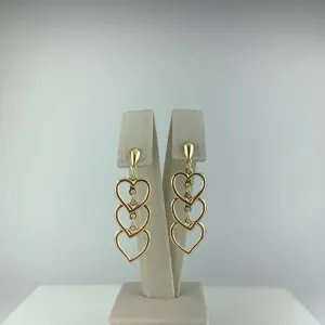 Brinco com Pingente de Três Corações Folheado a Ouro 18k