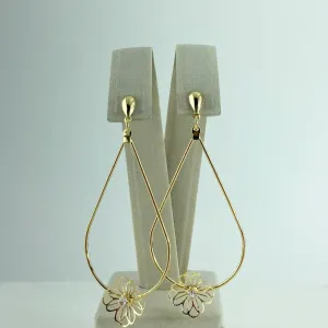 Brinco Gota Vazada com Flor Folheado a Ouro 18k