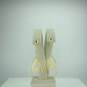 Brinco Oval Arabesco Folheado a Ouro 18k