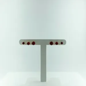 Brinco Trio de Coração em Zircônia Vermelha Folheado a Ouro 18k