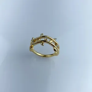 Anel Design de Ramos Folhas em Zircônia Folheado a Ouro 18k