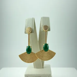 Brinco com Design de Leque Cravejado com Zircônias Folheado a Ouro 18k