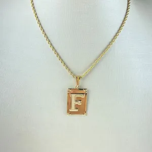 Colar Cordão Baiano com Pingente Letra F Folheado a Ouro 18k