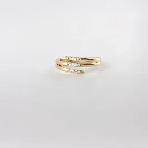 Anel Aros Triplos em Zircônias Folheado a Ouro 18k