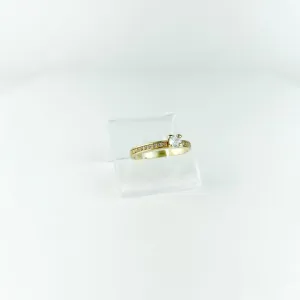 Anel Solitário Cravejado em Zircônias Folheado a Ouro 18k