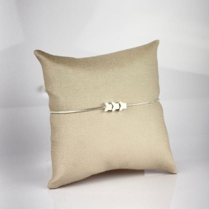 Pulseira Com Três Borboletas Folheada a Prata