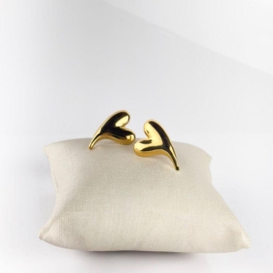 Brinco Coração em Aço Inox 316L na Cor Dourada