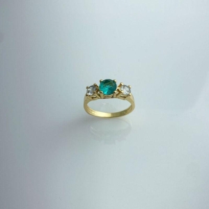 Anel com Zircônia Verde e Cristal Folheado a Ouro 18k