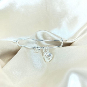 Bracelete com Pingente de Coração Folhado a Prata
