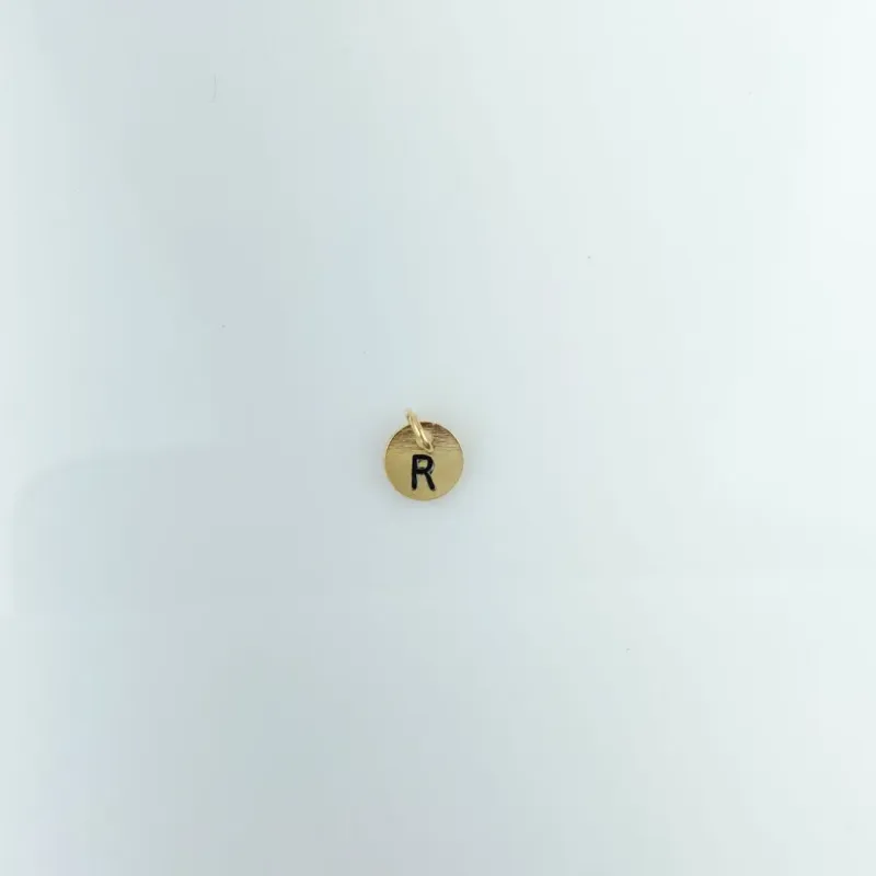 Pingente Letra R Folheado a Ouro 18k