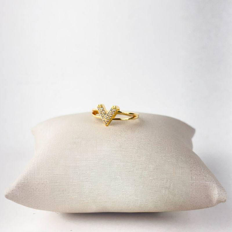 Anel Duplo V Cravejado em Zircônias Folheado a Ouro 18K