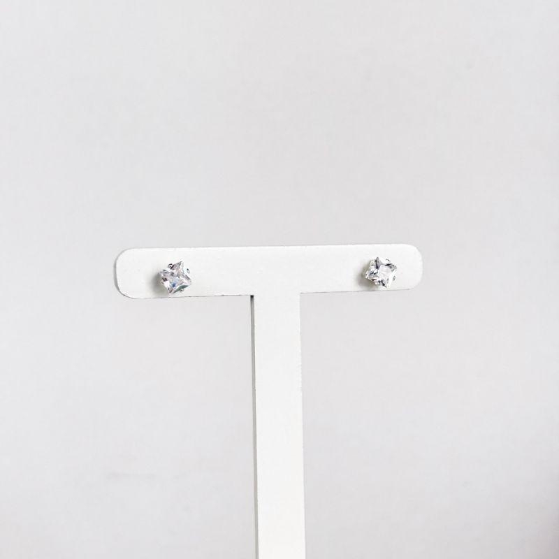 Brinco Ponto de Luz Quadrado Folheado a Prata