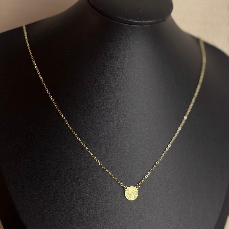 Escapulário Medalha de São Bento Folheado a Ouro 18K