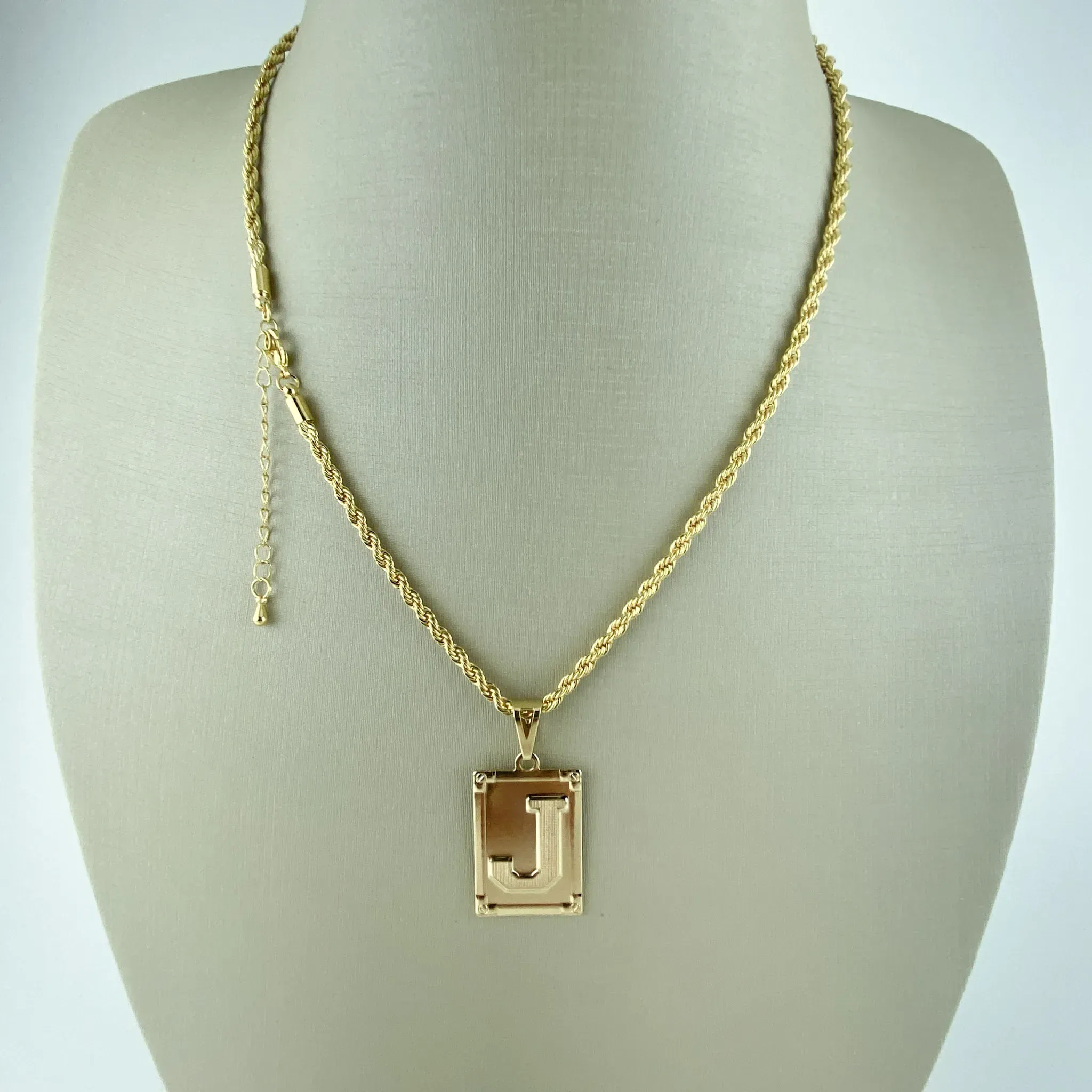 Colar Cordão Baiano com Pingente Letra J Folheado a Ouro 18k