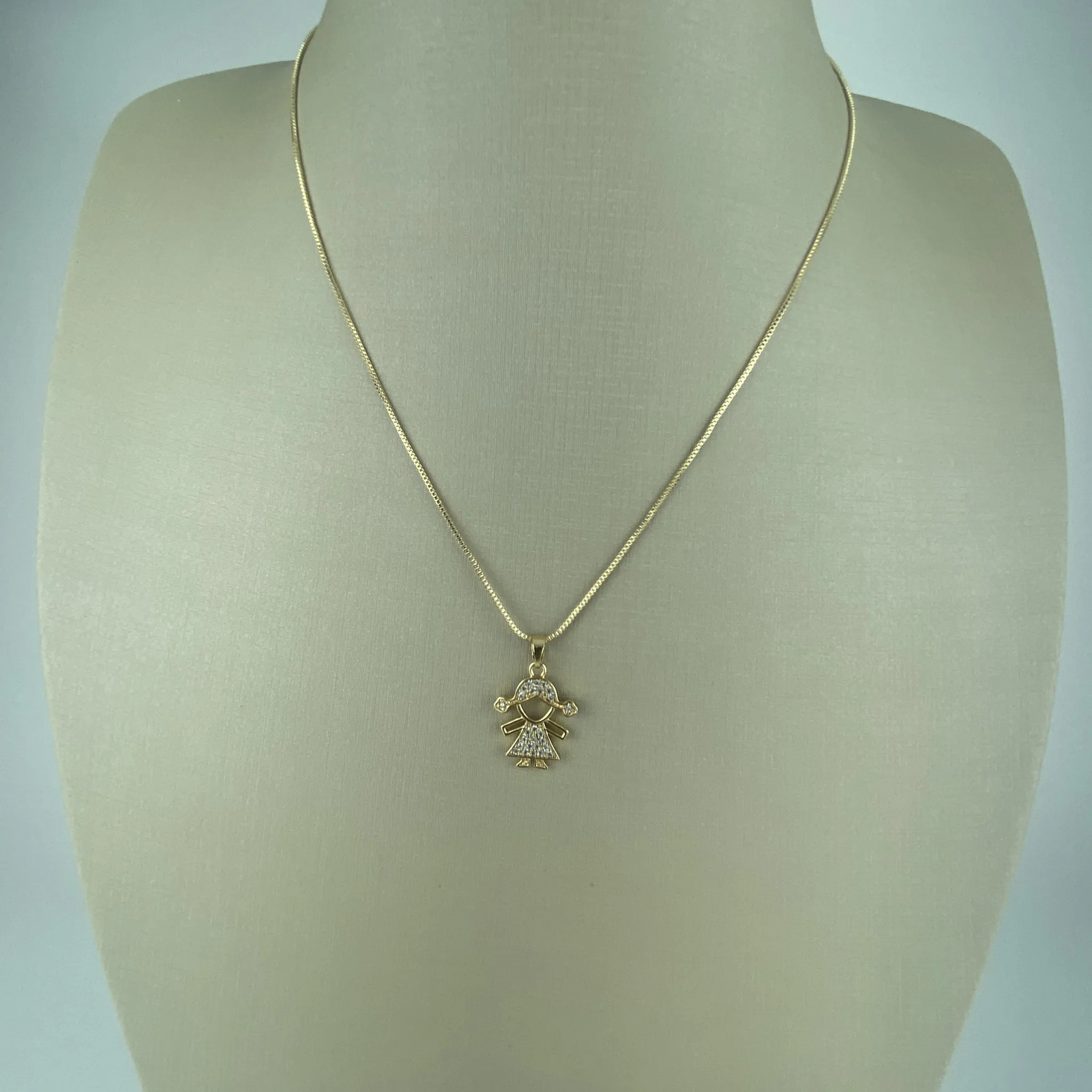 Colar Veneziana com Pingente Menina Cravejada em Zircônia Folheado  Ouro 18K