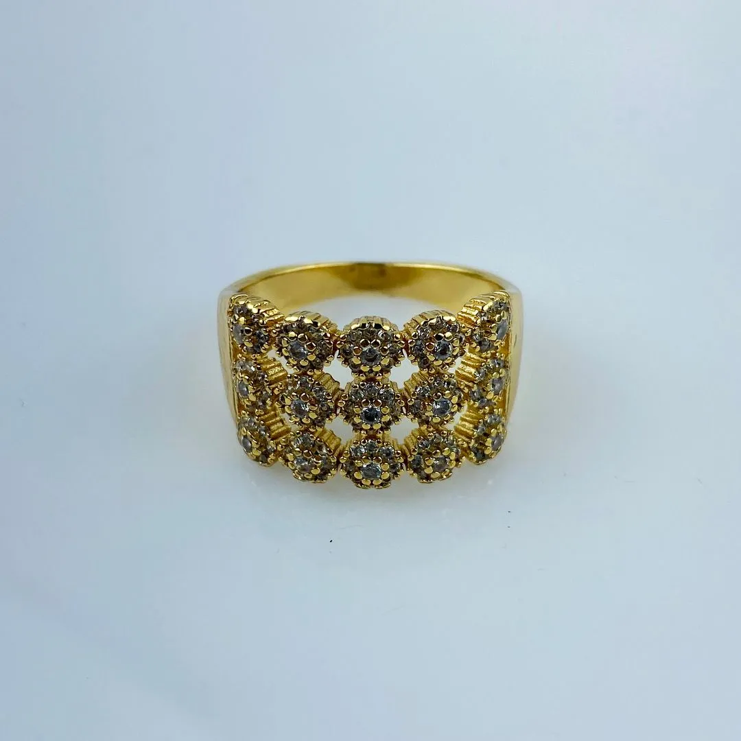 Anel 15 Círculos Cravejado em Zircônia Folheado a Ouro 18k