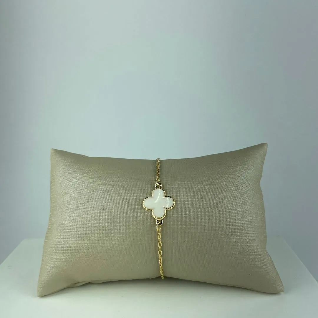 Pulseira Trevo Branco Inspiração Virginia Fonseca Folheado a Ouro 18k