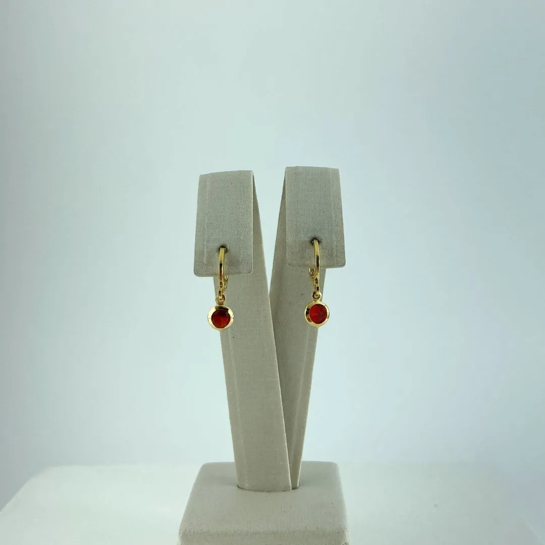 Brinco Argolinha com Pingente Design de Coração Folheado a Ouro 18k