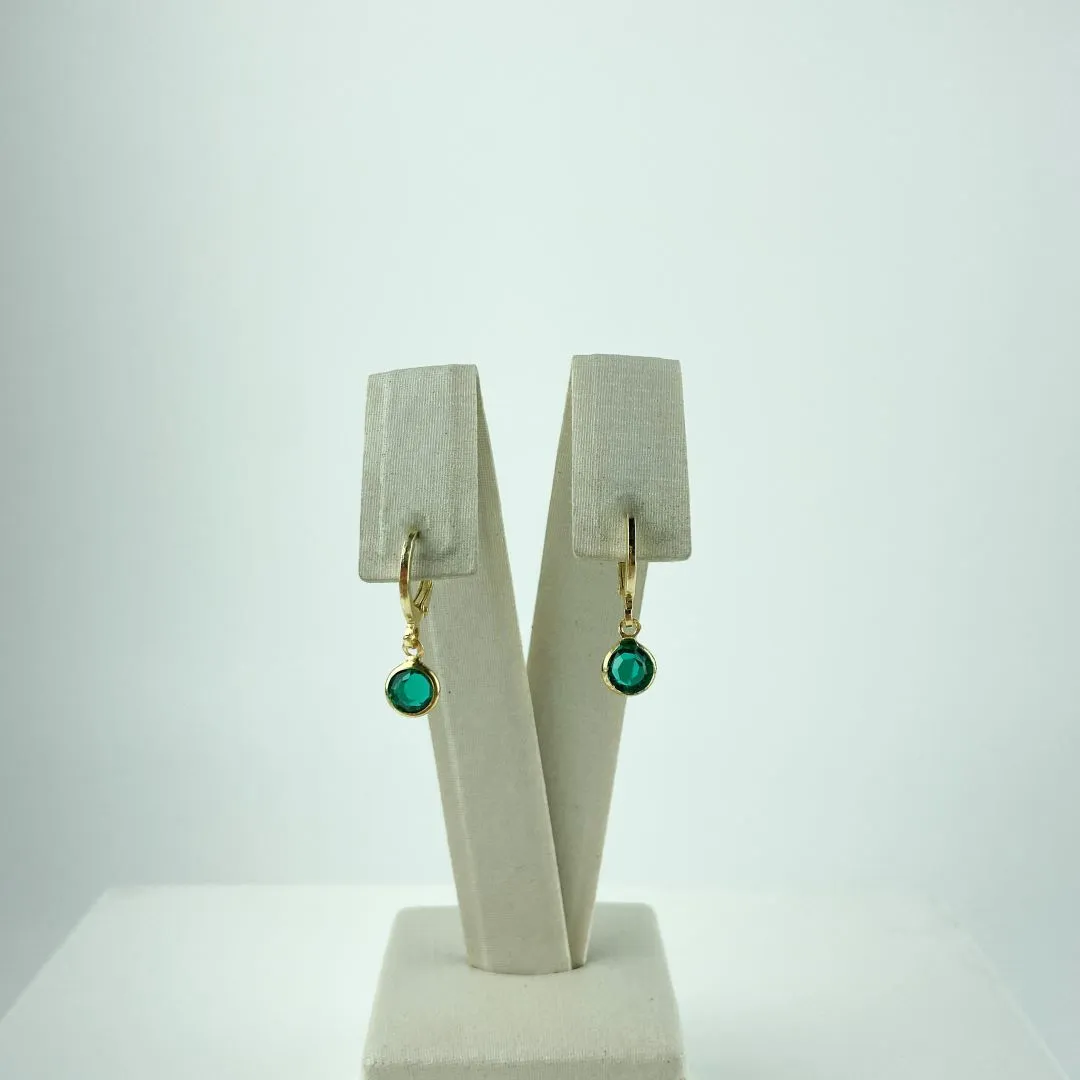 Brinco Argolinha com Pingente em Zircônia Folheado a Ouro 18k