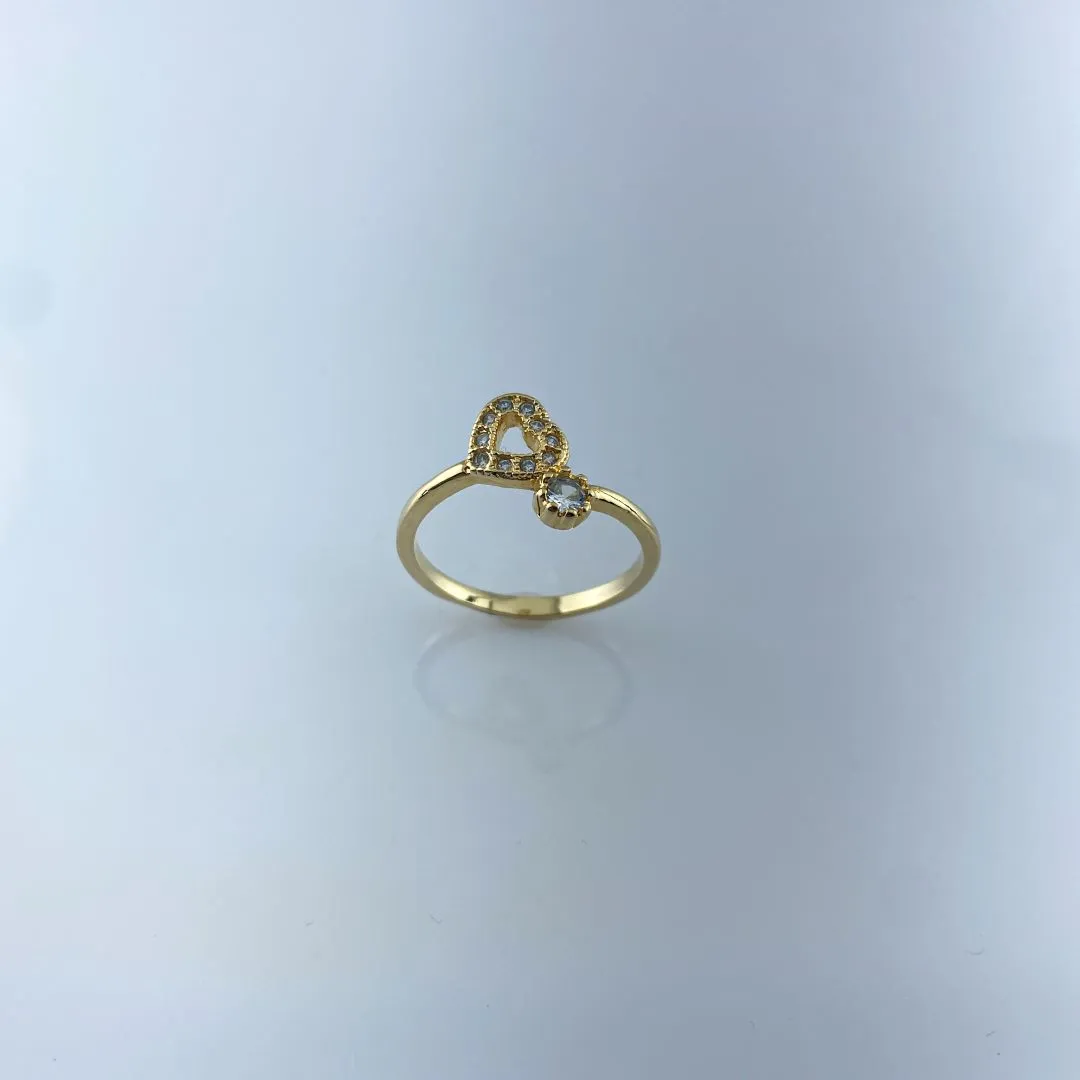Anel de Coração Vazado Cravejado com Zircônias e Ponto de Luz Folheado a Ouro 18k