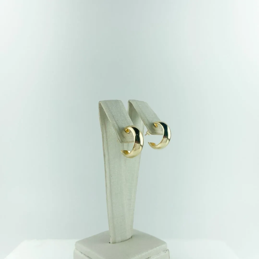Brinco Argola Larga Lisa Folheado a Ouro 18K