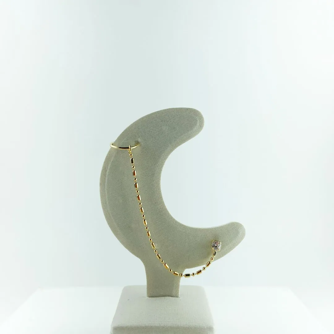 Brinco com Piercing Fake com Corrente e Ponto de Luz Folheado a Ouro 18k