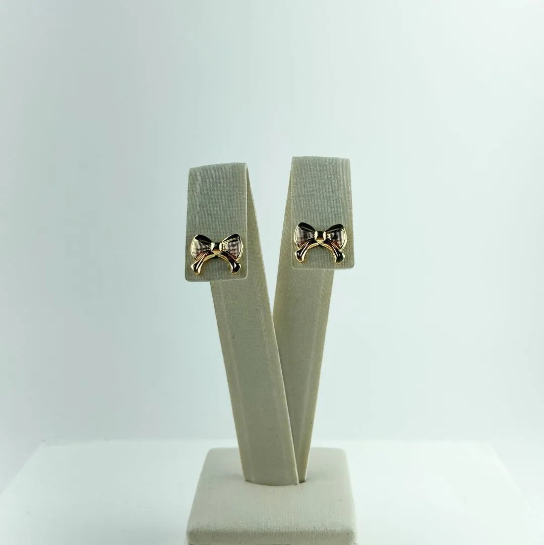 Brinco Design Lacinho Folheado a Ouro 18k
