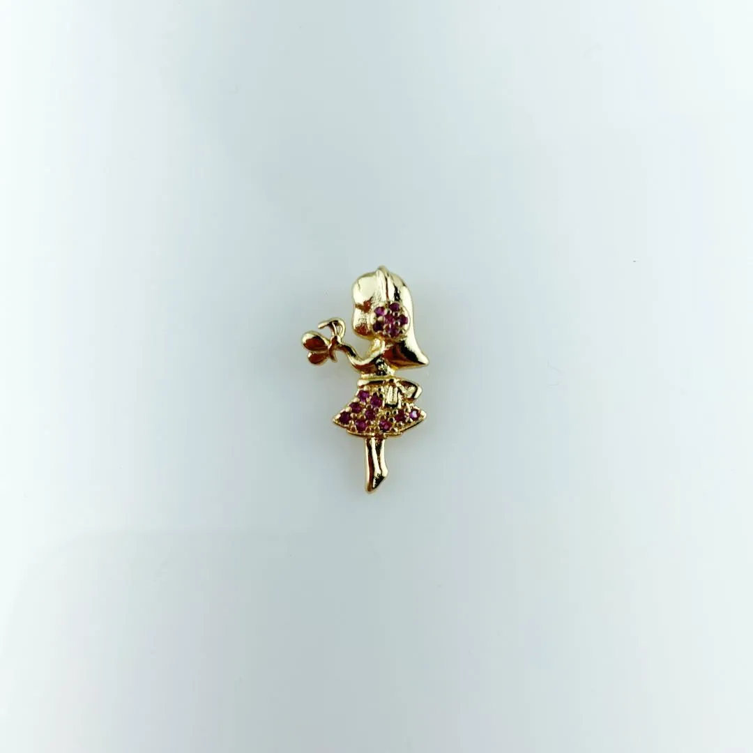 Pingente Menina com Flor em Zircônia Rosa Folheado a Ouro 18k