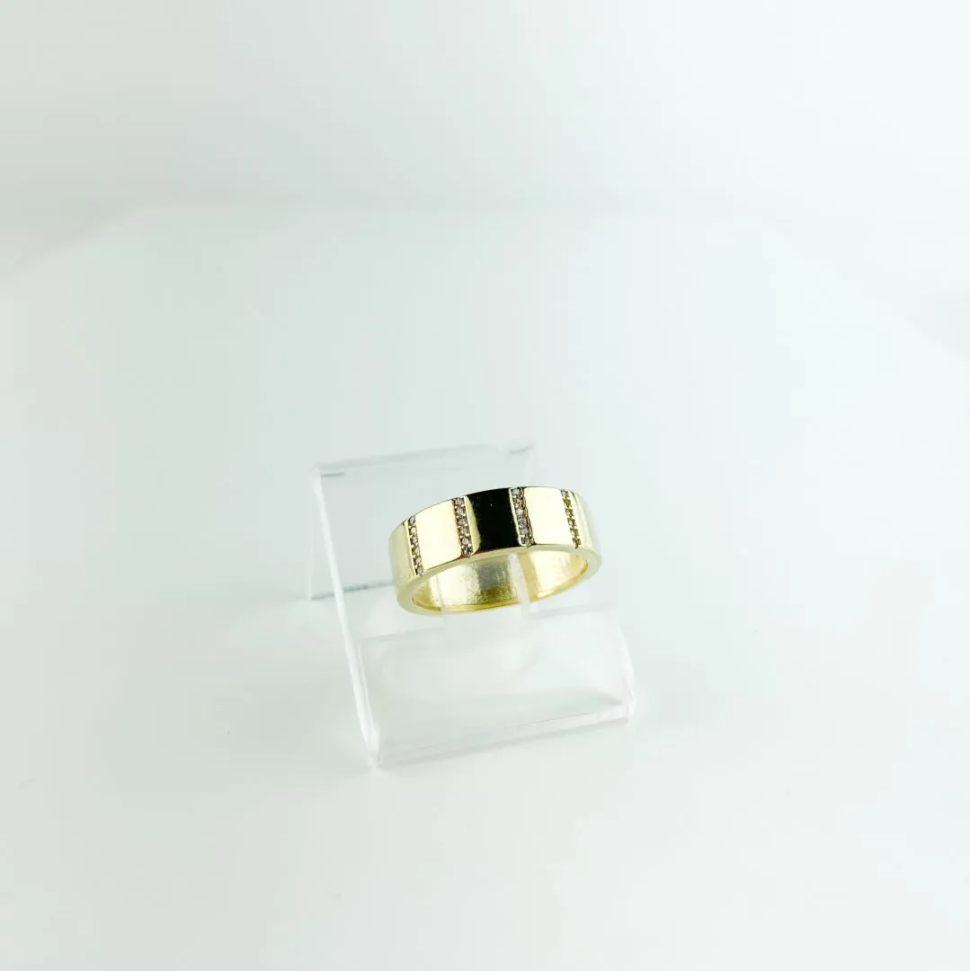 Anel Largo com Filetes de Zircônia Folheado a Ouro 18k