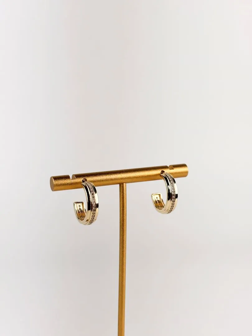 Brinco de Argolas em Zircônias Centralizadas Folheado a Ouro 18k
