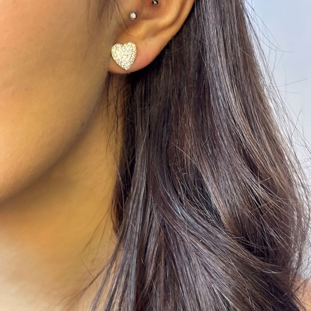 Brinco Coração em Zircônia Folheado a Ouro 18k