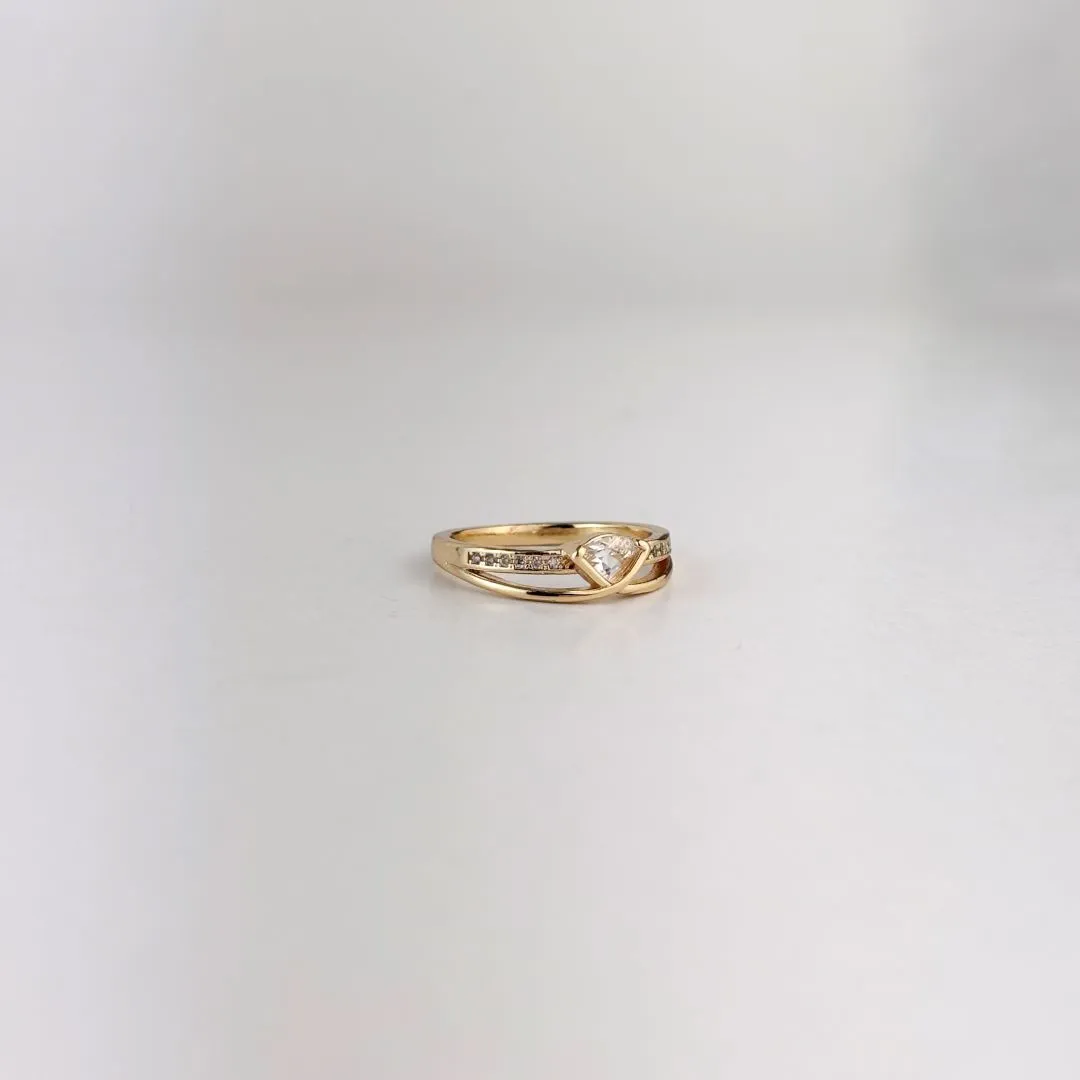 Anel Ponto de Luz Aros Duplos Cravejado em Zircônias Folheado a Ouro 18k