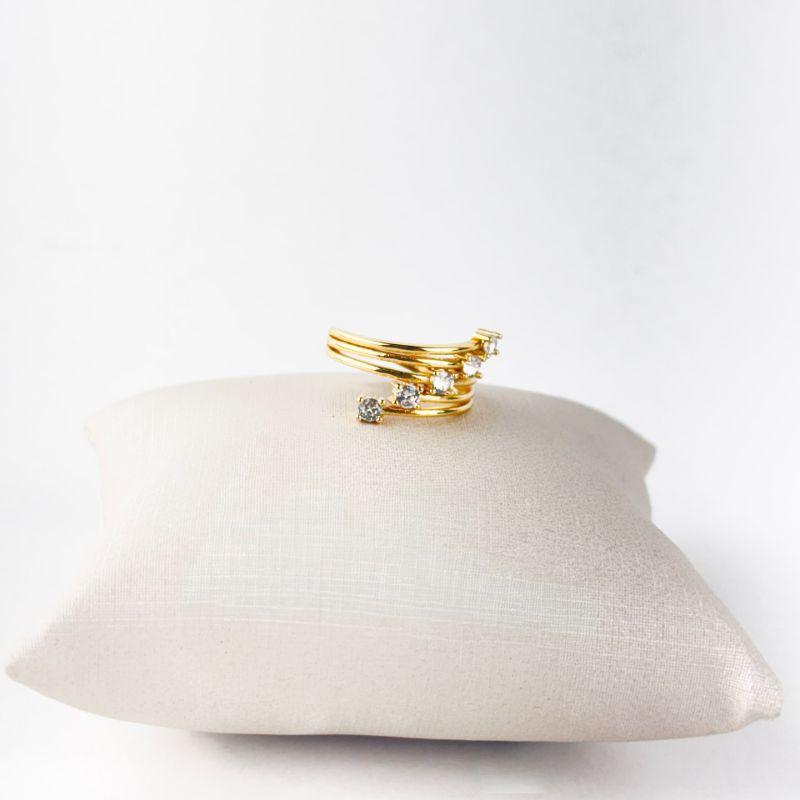 Anel Cinco Aros e Cinco Zircônias Folheado a Ouro 18K