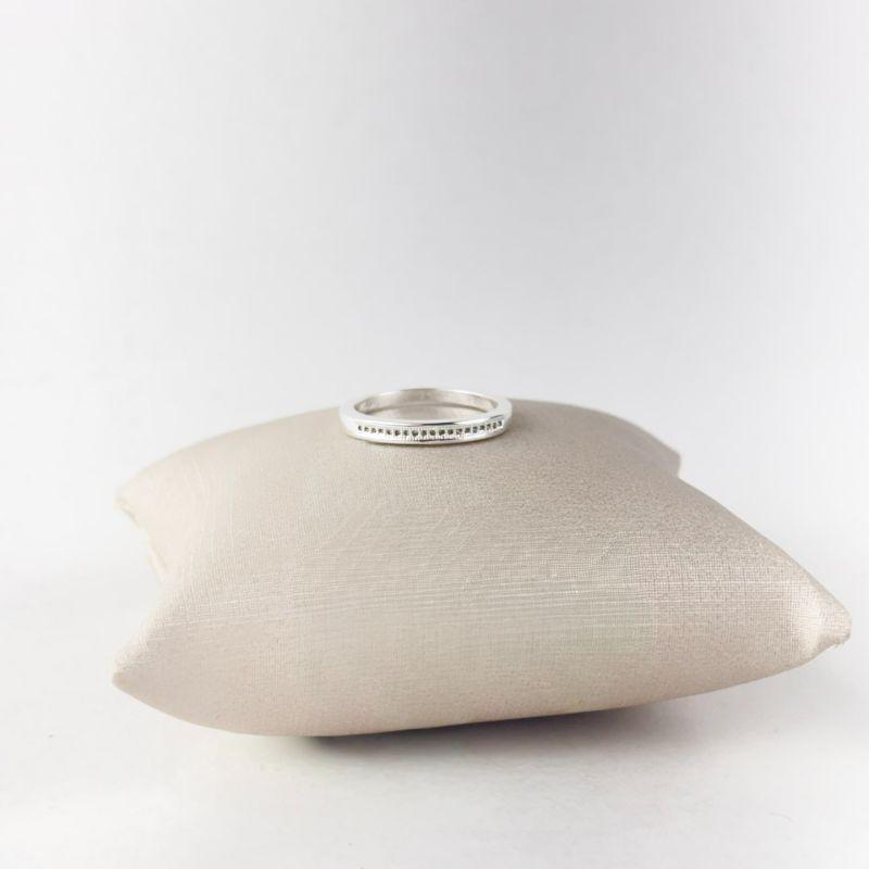 Anel Meia Aliança Cristal Folheado a Prata