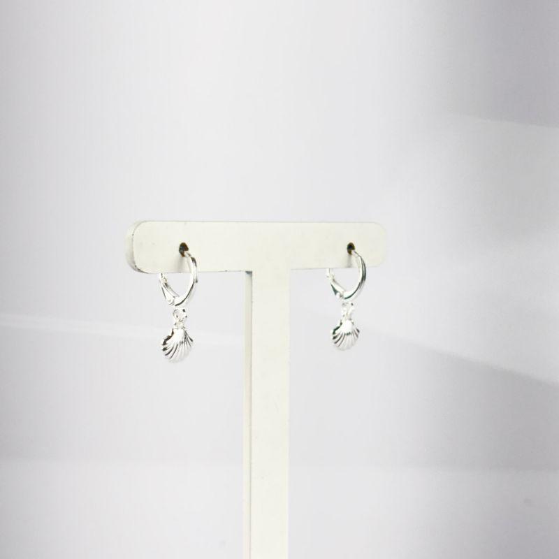 Brinco de Argolinha com Conchinha do Mar Folheado a Prata