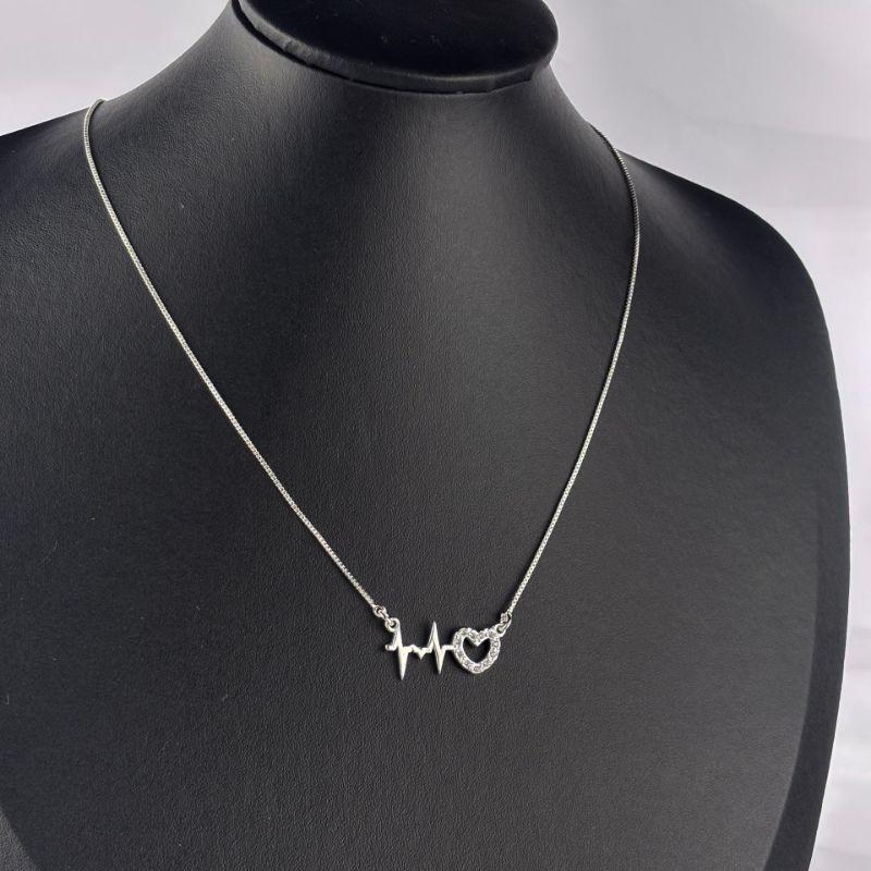 Colar Linha da Vida e Coração Cravejado em Microzircônias Folheado a Prata