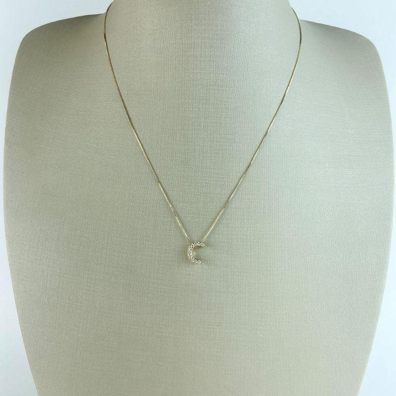 Colar Veneziana com Pingente Letra C em Zircônias Folheado a Ouro 18k