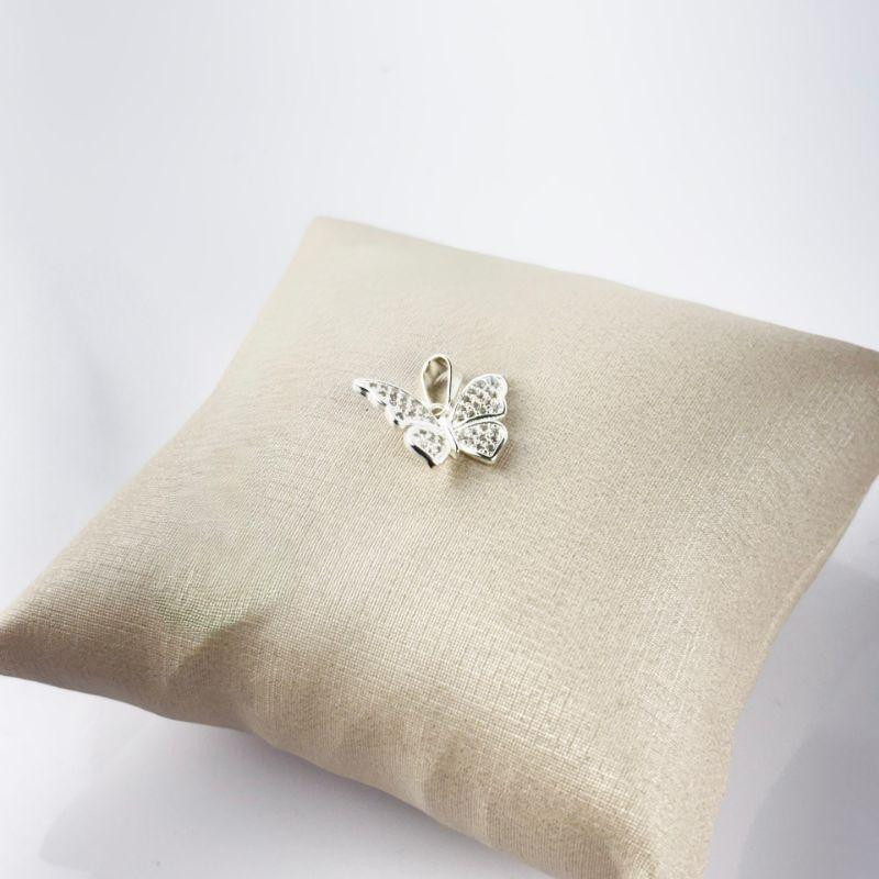 Pingente Borboleta Cravejada em Microzircônias Folheado a Prata