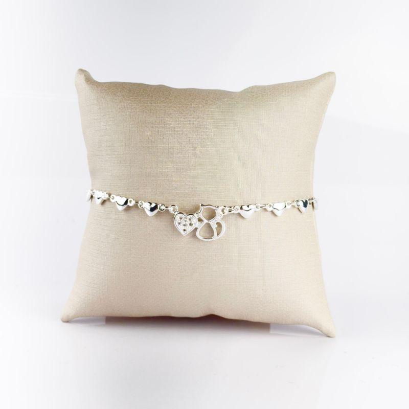 Pulseira de Corações com Gatinho Vazado e Coração Cravejado em Microzircônias Folheada a Prata