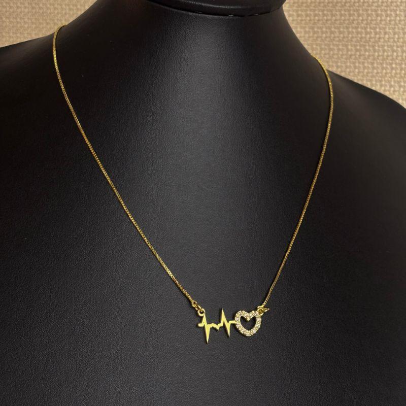 Colar Linha da Vida e Coração Cravejado em Microzircônias Folheado a Ouro 18K