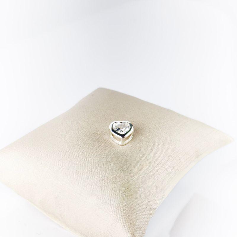 Pingente Coração Ponto de Luz em Zircônias Folheado a Prata