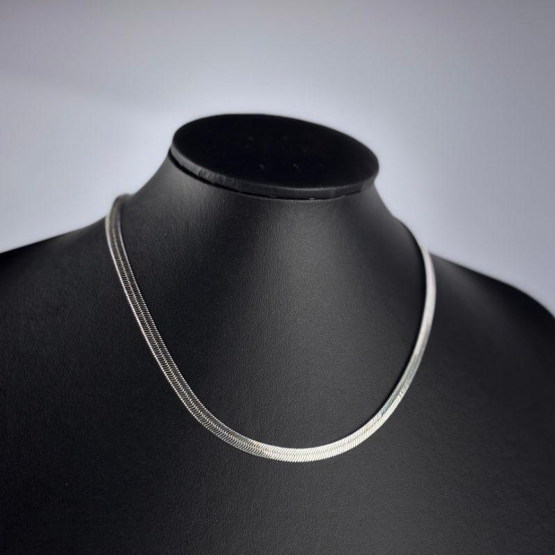 Choker Fita Encorpada Folheado a Prata