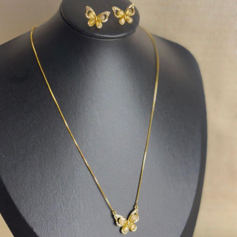 Conjunto Colar e Brincos Borboleta em Zircônias Folheado a Ouro 18k